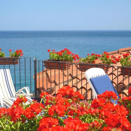 Hotel Palladio Giardini-Naxos Zewnętrze zdjęcie