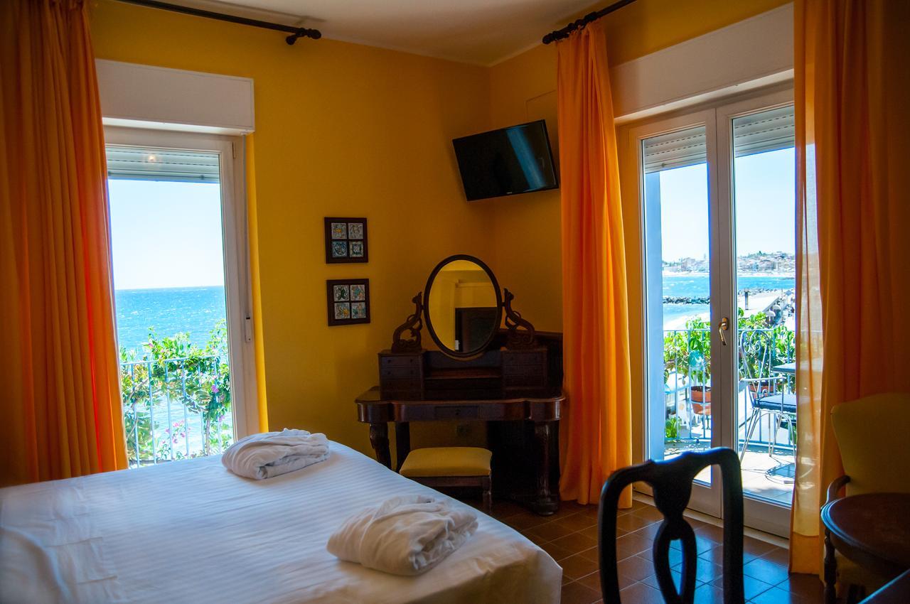 Hotel Palladio Giardini-Naxos Zewnętrze zdjęcie